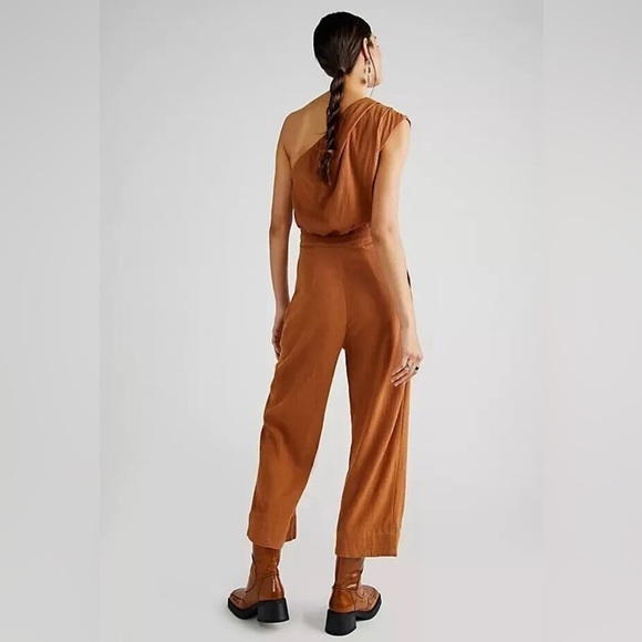 Free People Avery, One Shoulder, Wide Leg Jumpsuit, Size 4 (v) - Picture 2 of 11